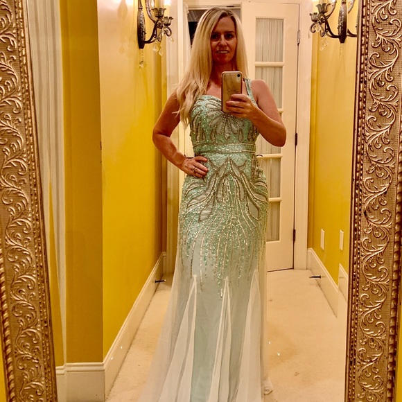Faviana Dresses & Skirts - Beautiful Beaded Gown